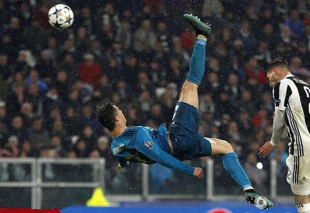 包含广岛三箭对阵北京国安，挑战强强对话的词条