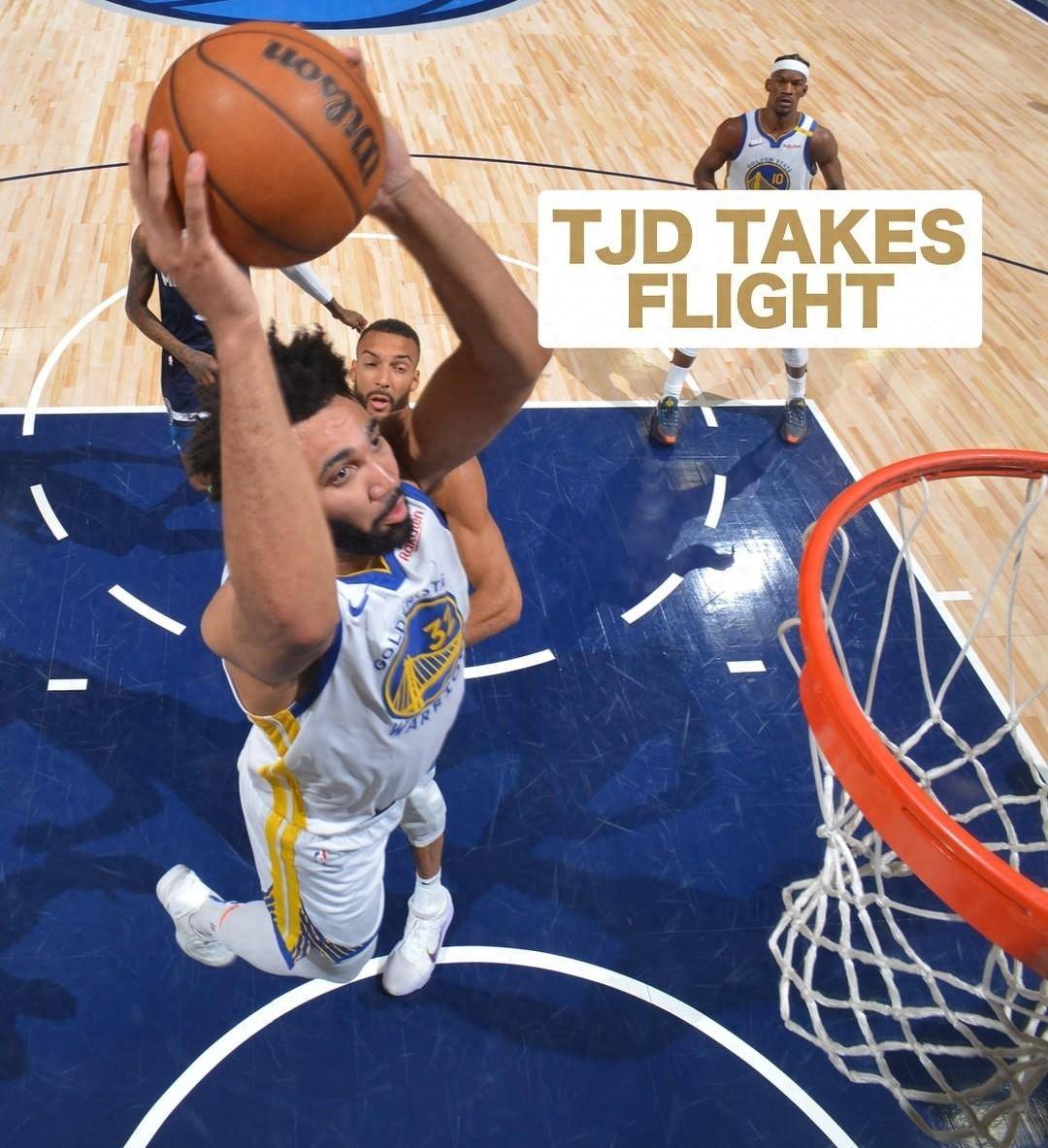 勇士遭逆转惨败，库里三分绝杀成空