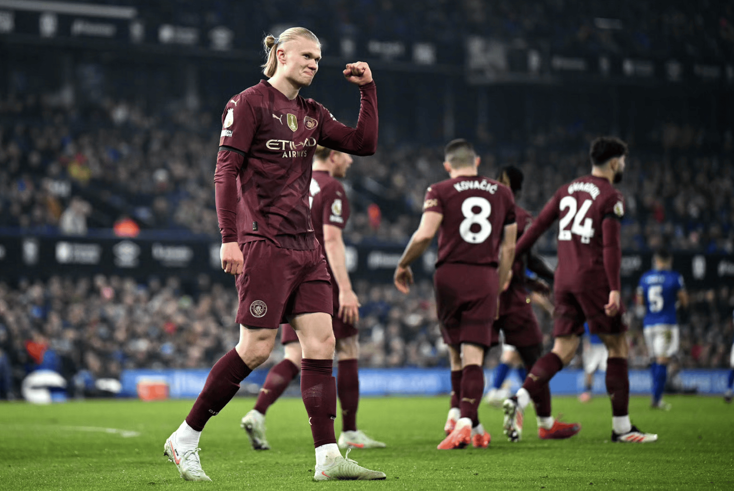 开云体育官网-曼城横扫切尔西，保持不败纪录