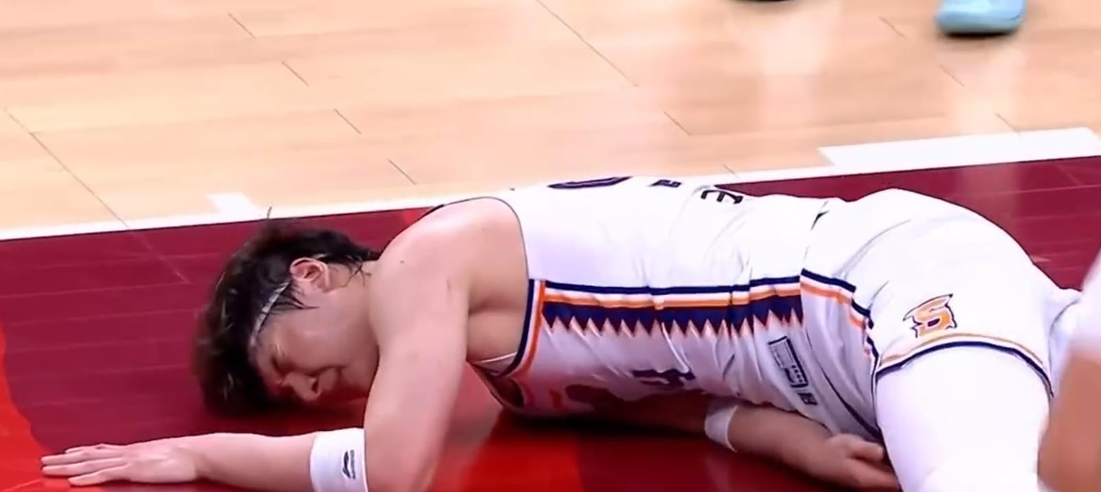 开云体育网页版入口-宁夏男篮内线核心受伤，球队受重创