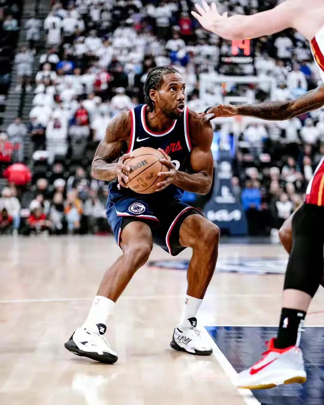 开云体育登录入口-托德尔险胜维罗纳排名升至前五