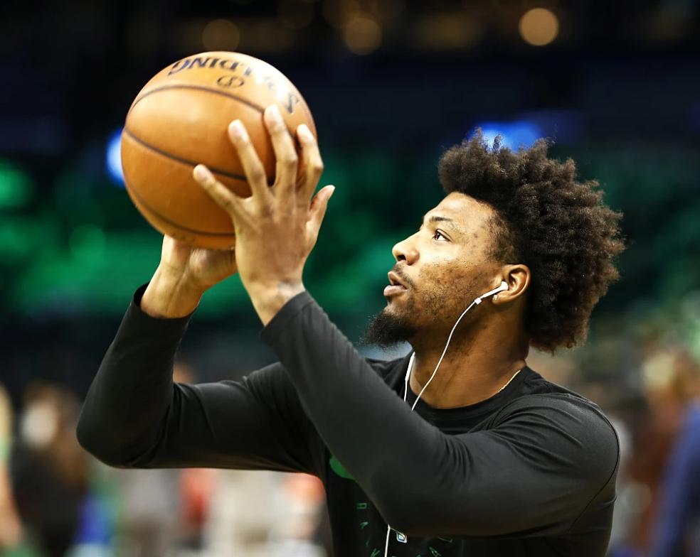 包含灰熊队摆脱困境，主力球员势如破竹的词条