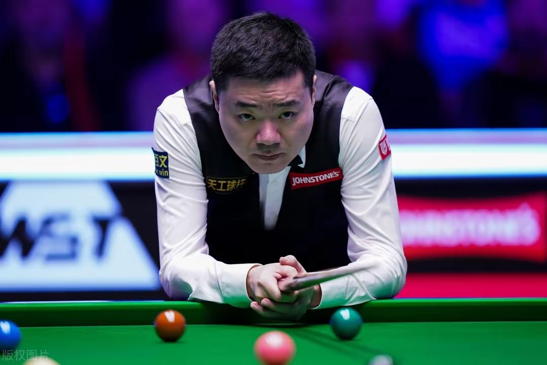 包含激烈比拼！美国选手稳住心态，逆转取胜的词条