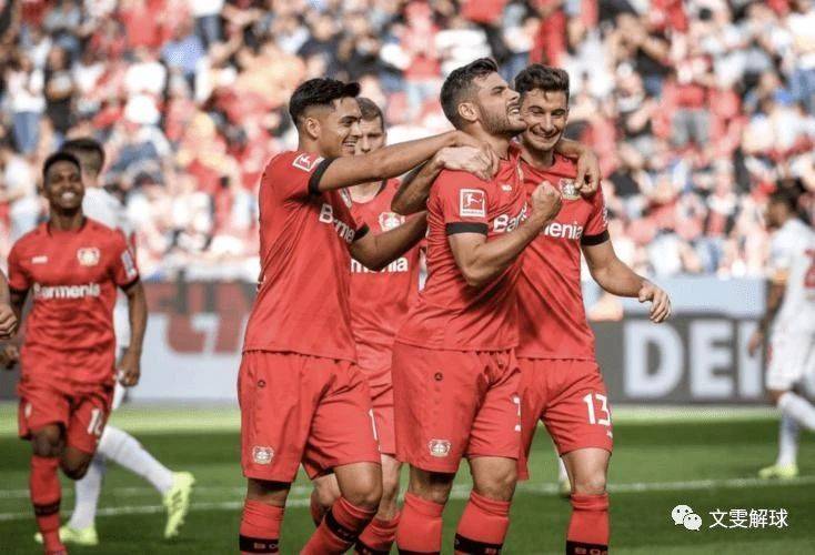 德甲劲旅豪取胜利，坐稳晋级位置