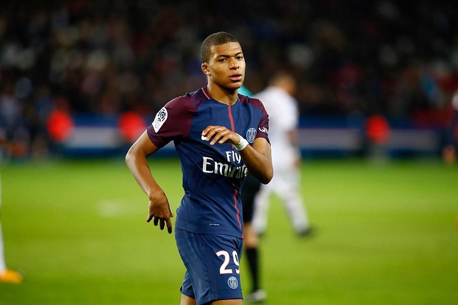 比利时灵动突破，征服对手轻松取得三分的简单介绍