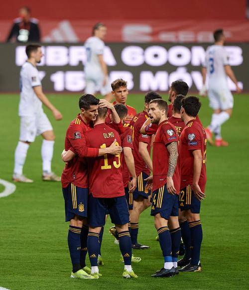 开云体育官网-.欧洲杯预选赛中，出现多次令人期待的对决场面