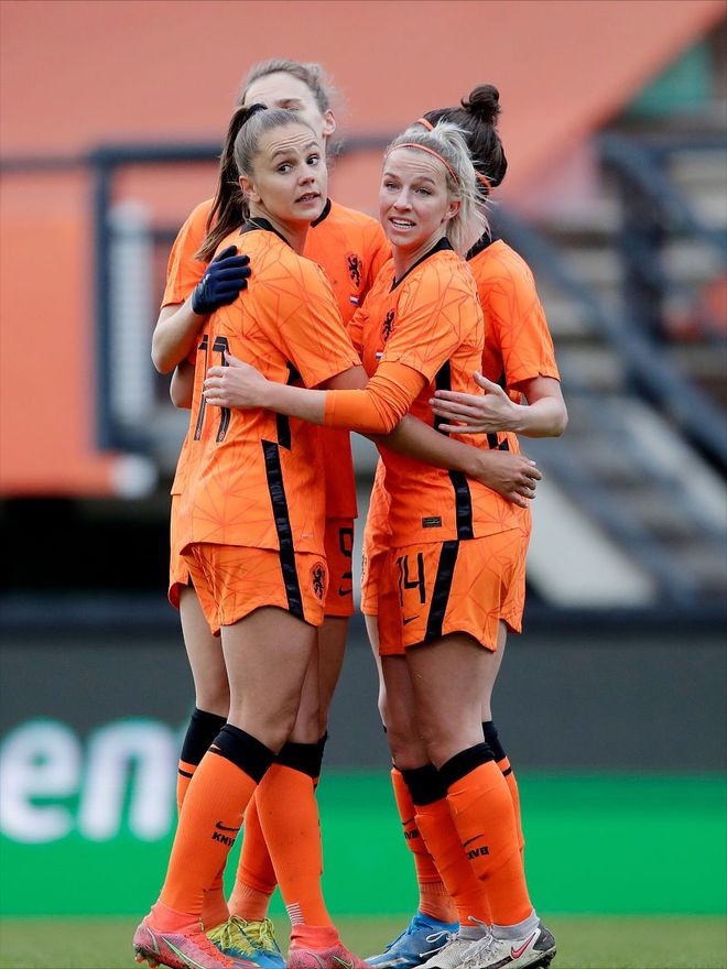 荷兰女足遭遇挑战，备战亚洲邀请赛