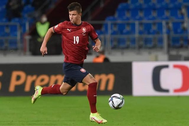 开云体育网页版登录入口-捷克队客场战平摩尔多瓦，欧预赛首轮未能取胜的简单介绍