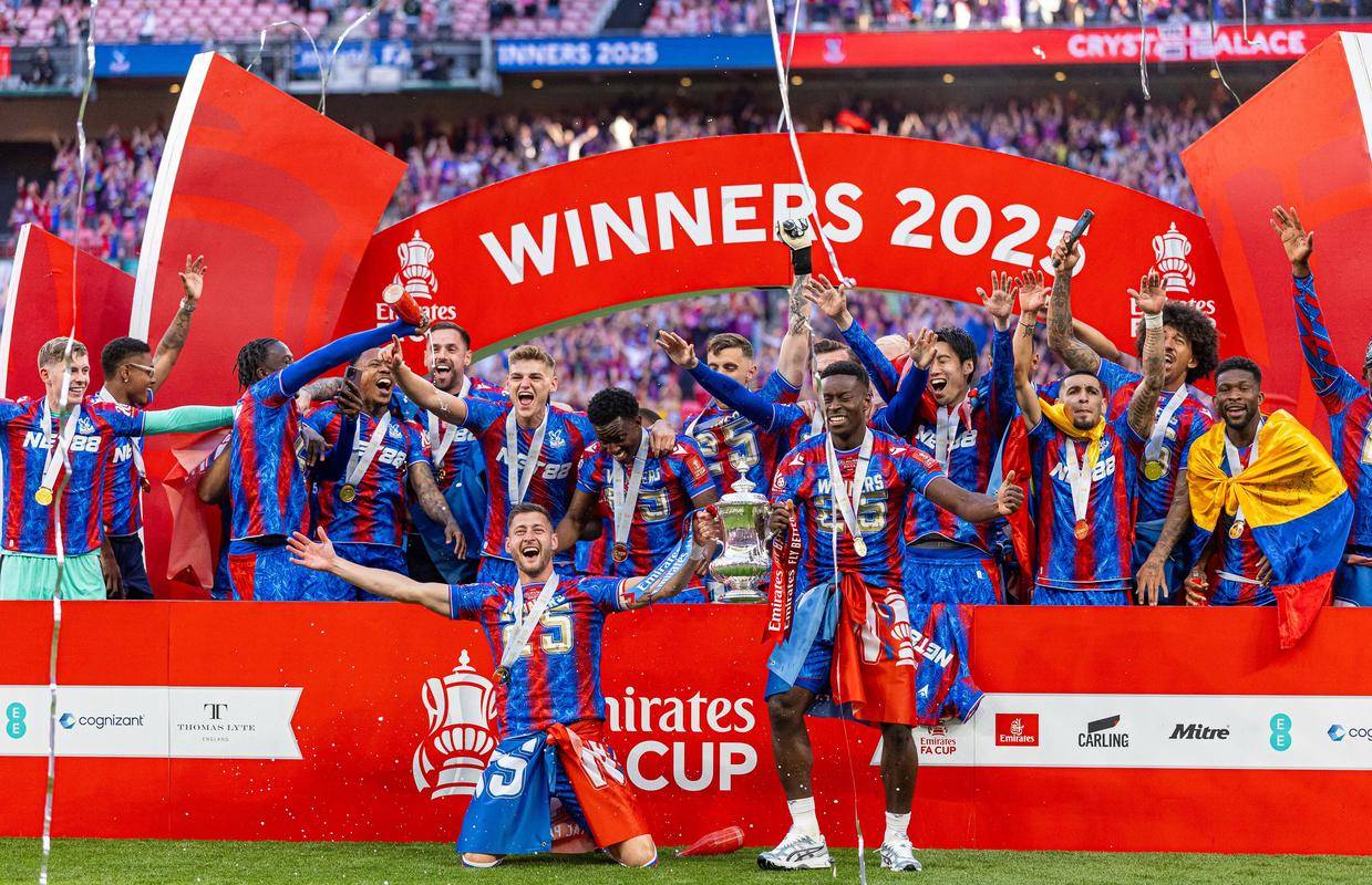 关于水晶宫客场逆转卡迪夫城，取得关键胜利的信息