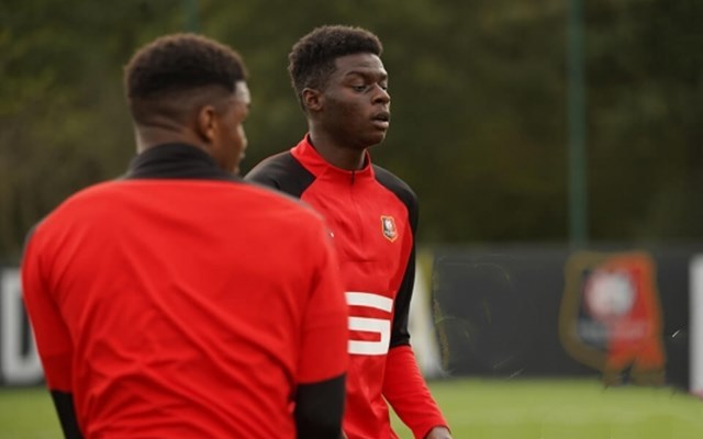 开云体育在线-兰斯客场负于第戎，积分榜位置下滑的简单介绍