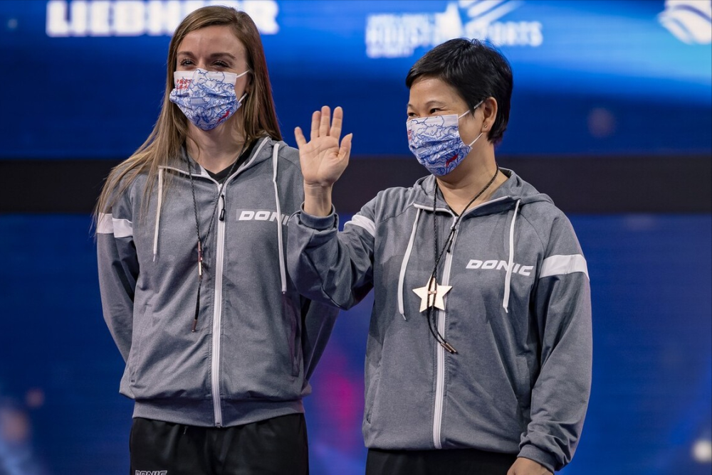 乌克兰乒乓球运动员携手晋级决赛 乌克兰乒乓球运动员携手晋级决赛